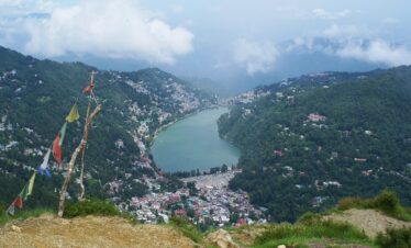 Delhi to Nainital